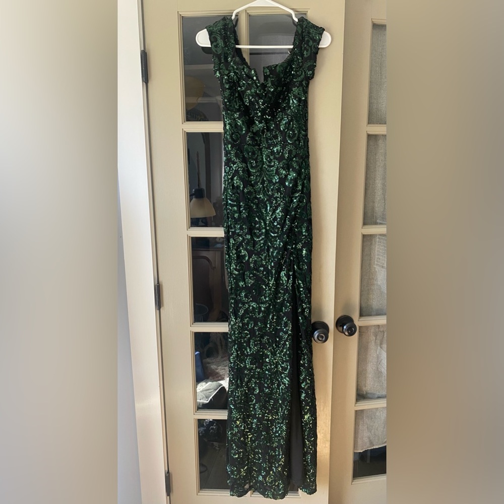 Windsor Carter Sequin A-Line Prom Dress size XS - Picture 2 of 2